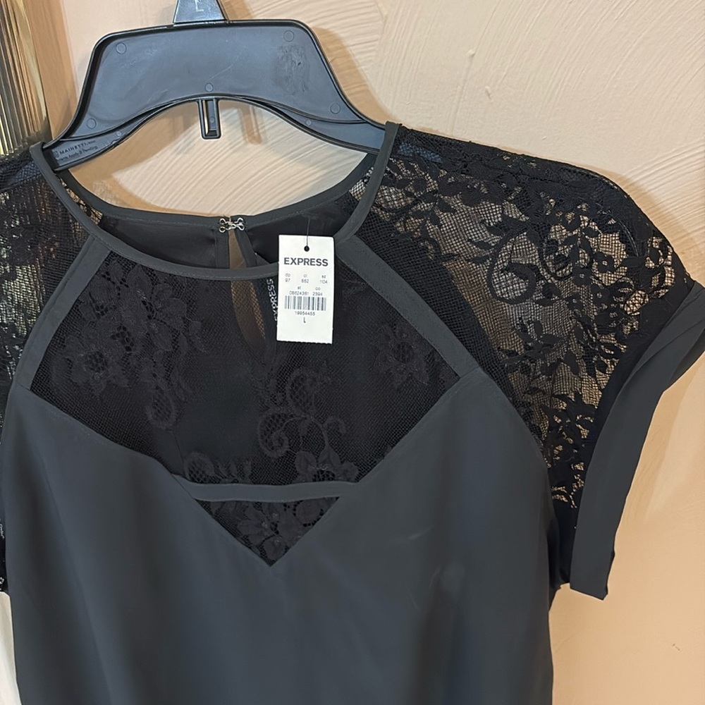 NWT Express dk olive green/Black lace Cut Out Blouse sz L.Gorgeous see-thru lace - Picture 3 of 6